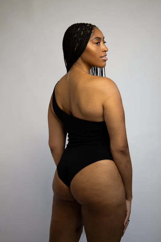 Lustmia Scarlette One Piece – premium fashion piece from Lustmia