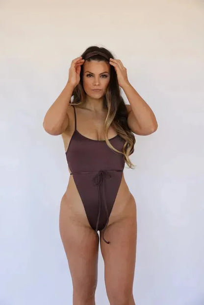 Lustmia Women’s Swimwear – Sophisticated, Figure-Enhancing Summer Styles
