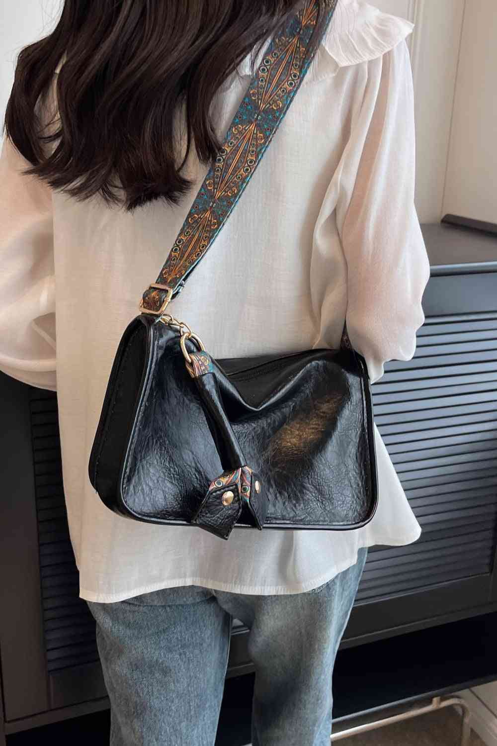 Adored PU Leather Shoulder Bag - LustMia