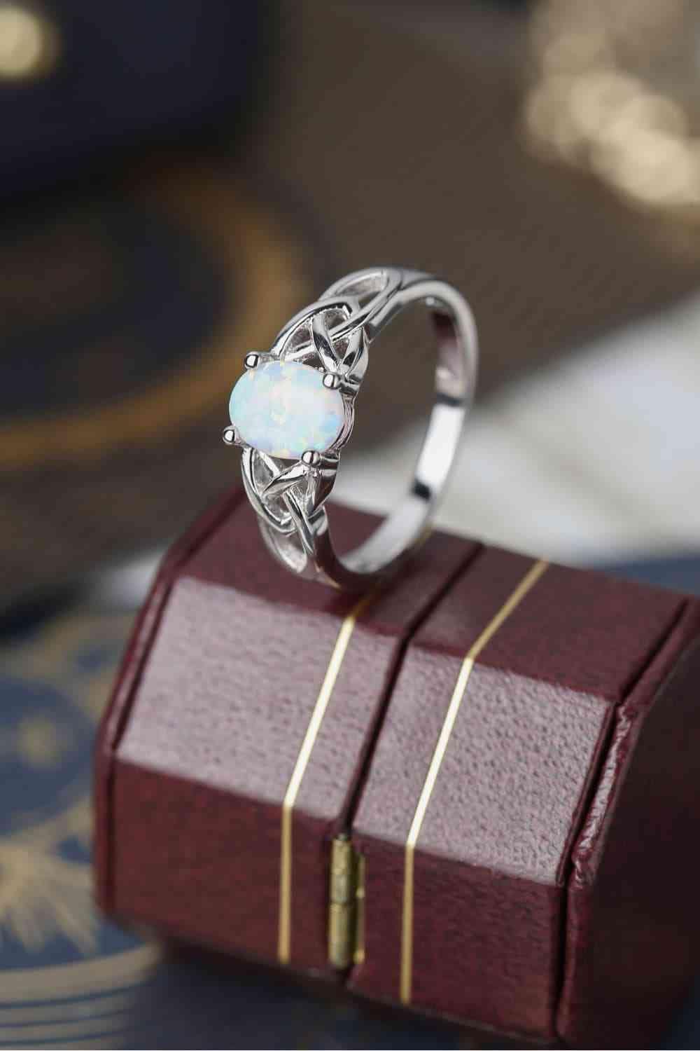 Crisscross 4 - Prong Opal Ring - LustMia