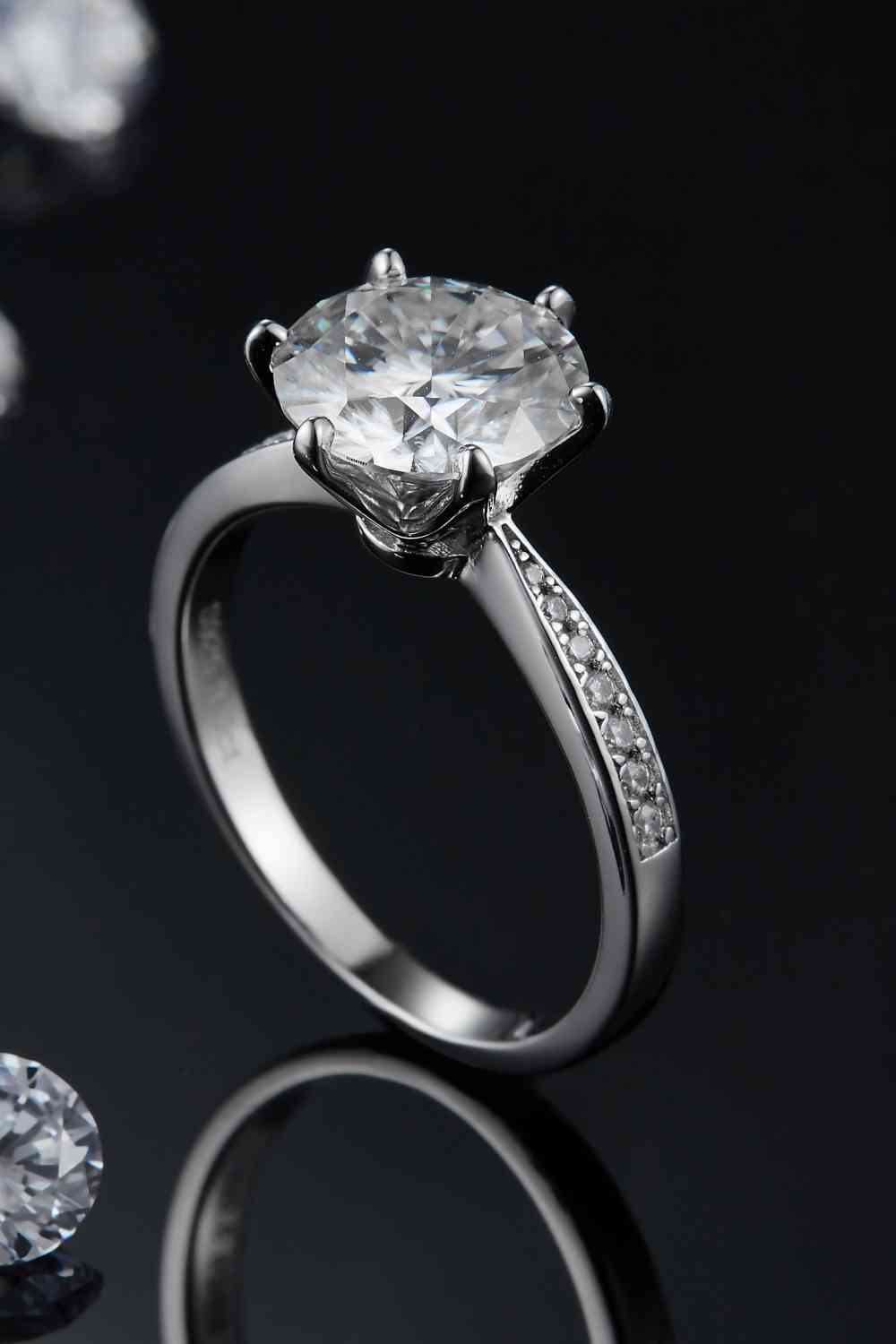 3 Carat Moissanite Side Stone Ring - LustMia