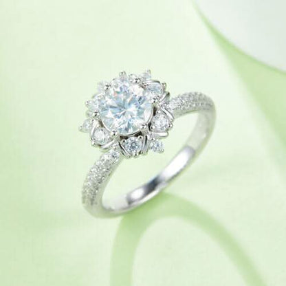 1 Carat Moissanite 925 Sterling Silver Flower Shape Ring - LustMia