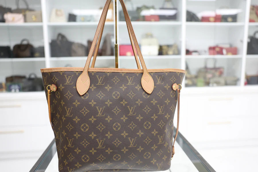 Louis Vuitton Neverfull MM Handbag