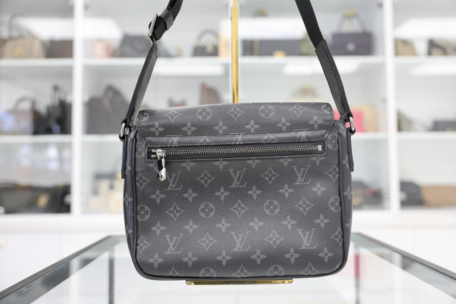 Louis Vuitton District PM Messenger Bag